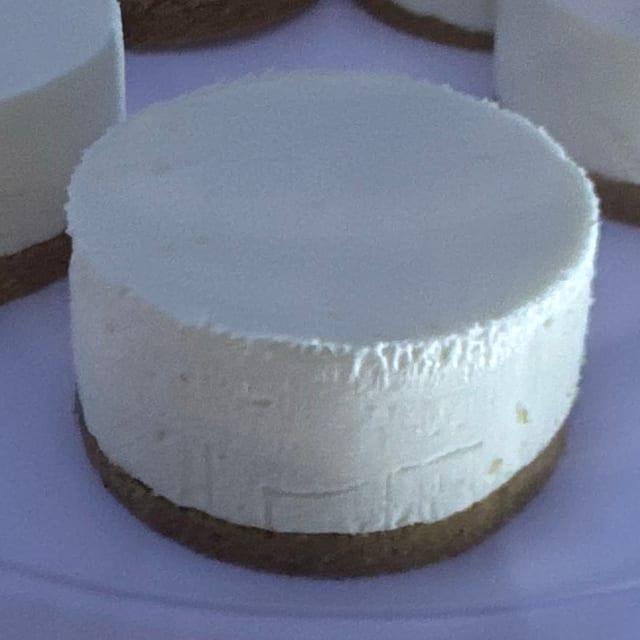Plain Cheesecake.