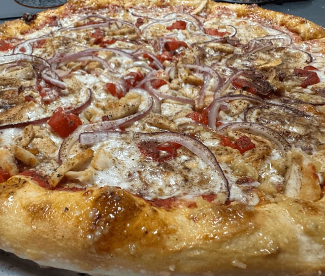 Carina Pizza.